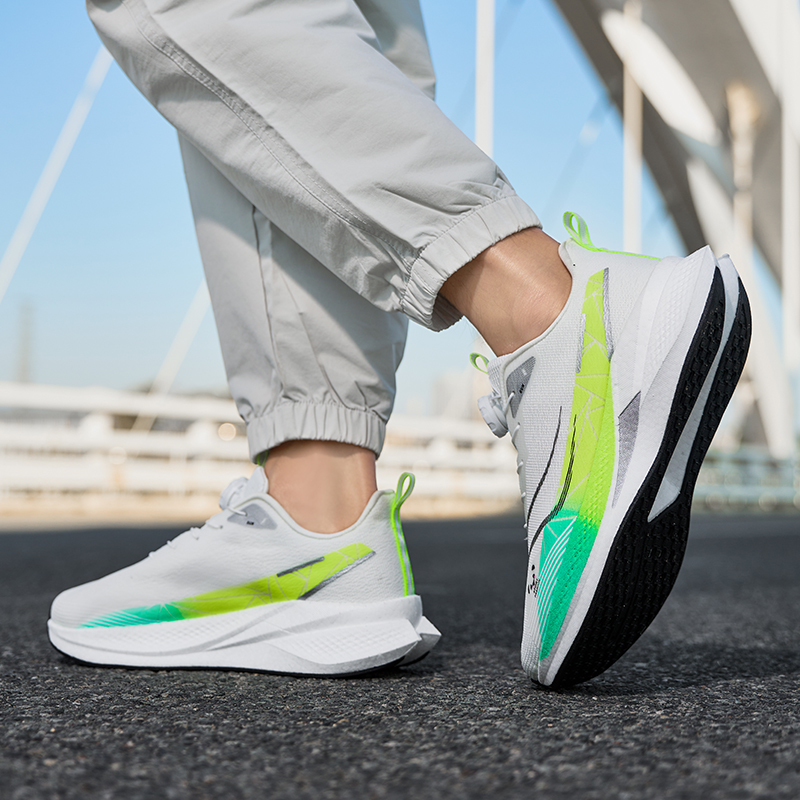 Carbon Plate Running Shoes Ult - огляд і ціна Running Shoe Carbon